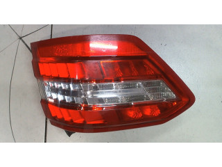 Задний фонарь A2128204164 Mercedes E W212 2009-2013