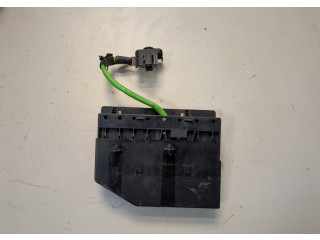 Блок предохранителей Lincoln MKZ 2016-2020