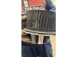 Моторчик печки  Volkswagen Touran 2003-2006 1K2819015     1K2819015   