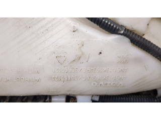 Бачок омывателя  Volvo S40 2004- 31253164    1.6