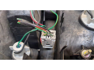 Задний фонарь          