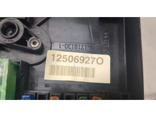 Блок предохранителей Volkswagen Golf 5 2003-2009