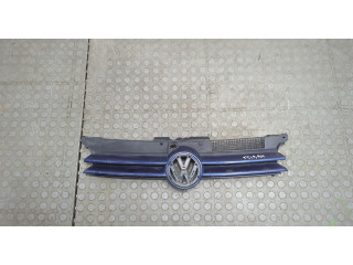 Решетка радиатора  Volkswagen Golf 4 1997-2005          