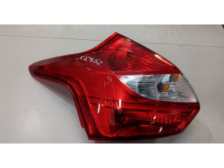 Задний фонарь          