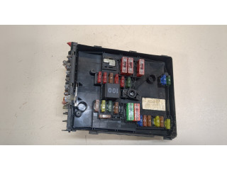 Блок предохранителей Volkswagen Golf 6 2009-2012