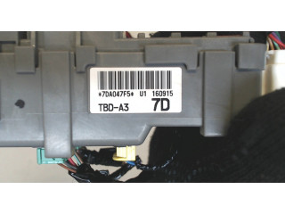 Блок предохранителей Honda Civic 2015- 7DA047F5 015-2021 2