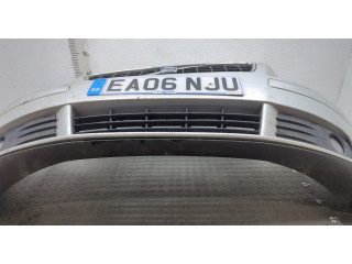 Решетка радиатора  Volvo S40 2004-          