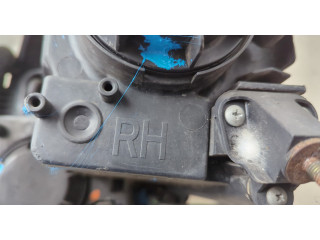 Фара передняя  SsangYong Rexton 2001-2007 правая 