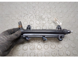 Форсунка топливная Skoda Fabia 2007-2014 03E906031C