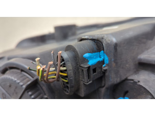 Фара передняя  Skoda Rapid 2012-2020 правая 