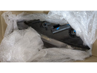 Фара передняя Volkswagen Caddy 2004-2015 левая