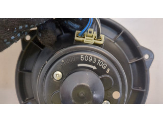 Моторчик печки Mitsubishi Pajero / Montero 2000-2006