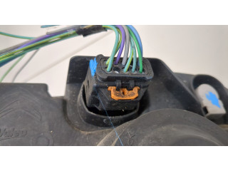 Фара передняя  Citroen C4 Cactus правая 