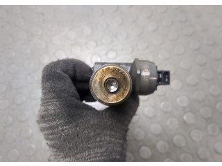 Форсунка топливная Skoda Octavia (A5) 2004-2013 038130073AG