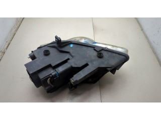 Фара передняя  Volkswagen Passat 6 2005-2010 правая 