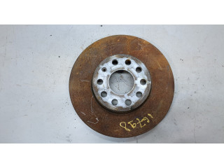 Диск тормозной Volkswagen Jetta 7 2018- передний