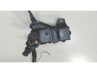 Блок реле  Toyota Avensis 2 2003-2008           1.8