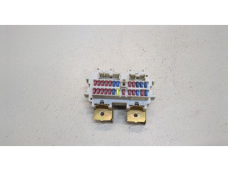 Блок предохранителей  Infiniti QX56 2004-2010         