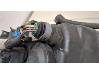 Фара передняя  Volvo S60 2000-2009 правая 