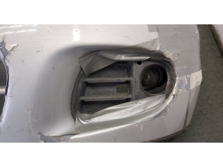 Бампер  Mitsubishi Carisma передний   