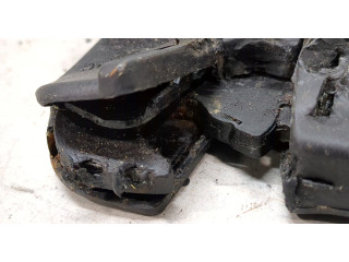 Замок багажника  Volkswagen Golf 4 1997-2005       