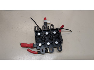 Блок предохранителей Jaguar XF 2007–2012