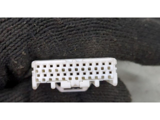 Зеркало боковое  Infiniti QX56 2010-2013  левое           963021LA1A