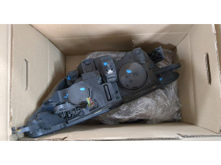 Фара передняя  Citroen C4 2010-2020 правая 