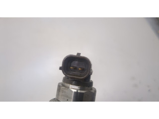 Форсунка топливная  Opel Meriva 2010-2018    55567729     