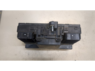 Блок предохранителей  Lincoln MKZ 2012-2020         