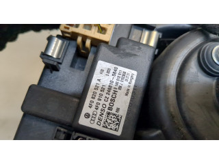 Моторчик печки Audi A6 (C6) 2004-2011 4F0820020A 4F0820020A