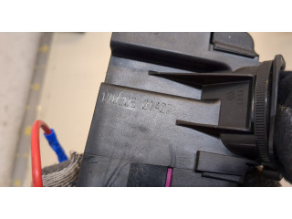 Блок предохранителей Volkswagen Golf 5 2003-2009