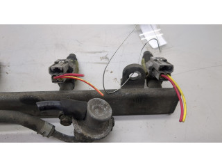 Форсунка топливная  Mitsubishi Outlander 2003-2009    MR988881, MR988175     