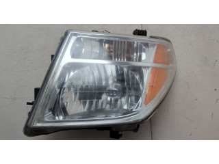 Фара передняя Nissan Pathfinder 2004-2014 левая