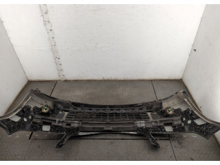 Бампер  Mercedes C W204 2006-2015 передний   