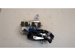 Блок предохранителей  Nissan Rogue 2013-2020         