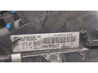 Фара передняя  BMW 7 E65 2001-2008 правая 