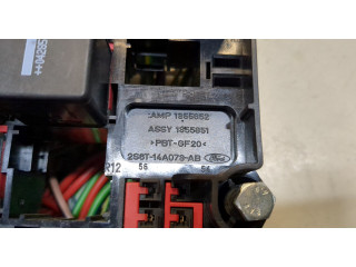 Блок предохранителей  Ford Fusion 2002-2012         