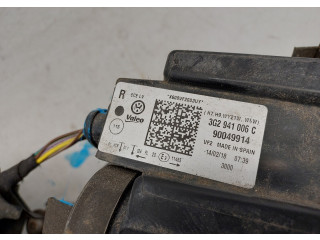 Фара передняя  Volkswagen Passat 8 2015- правая 