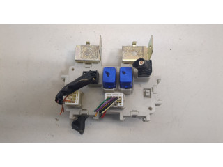 Блок предохранителей  Infiniti QX56 2004-2010      24350ZH00A   