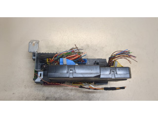 Блок предохранителей  Mercedes C W204 2007-2013           2.1