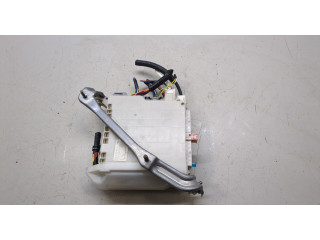 Блок предохранителей Lexus LS460 2006-2012 8267050120, 74700392