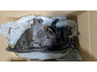 Фара передняя Honda CR-V 1995-2001 правая