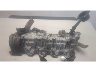 Клапанная крышка двигателя ДВС  Mercedes B W245 2005-2012 1.7     