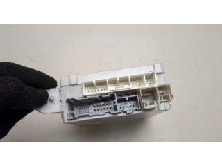 Блок предохранителей  Lexus LS460 2006-2017      8273050720, 74700646, 0912010363   