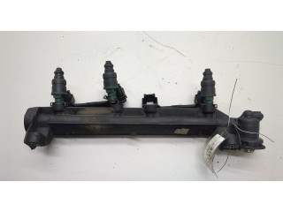 Форсунка топливная Skoda Octavia Tour 1996-2011