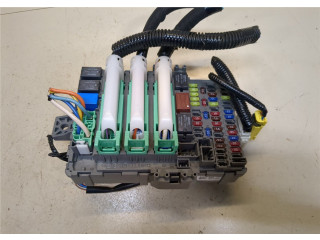 Блок предохранителей Honda CR-V 2012-2015