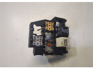 Блок реле Volkswagen Transporter 5 2003-2009 7E093703B 5 1.9