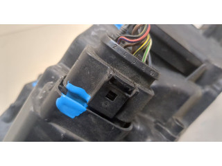 Фара передняя Volkswagen Polo 2009-2014 левая