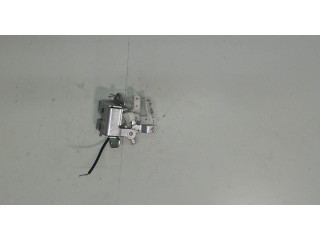 Замок багажника Daihatsu YRV